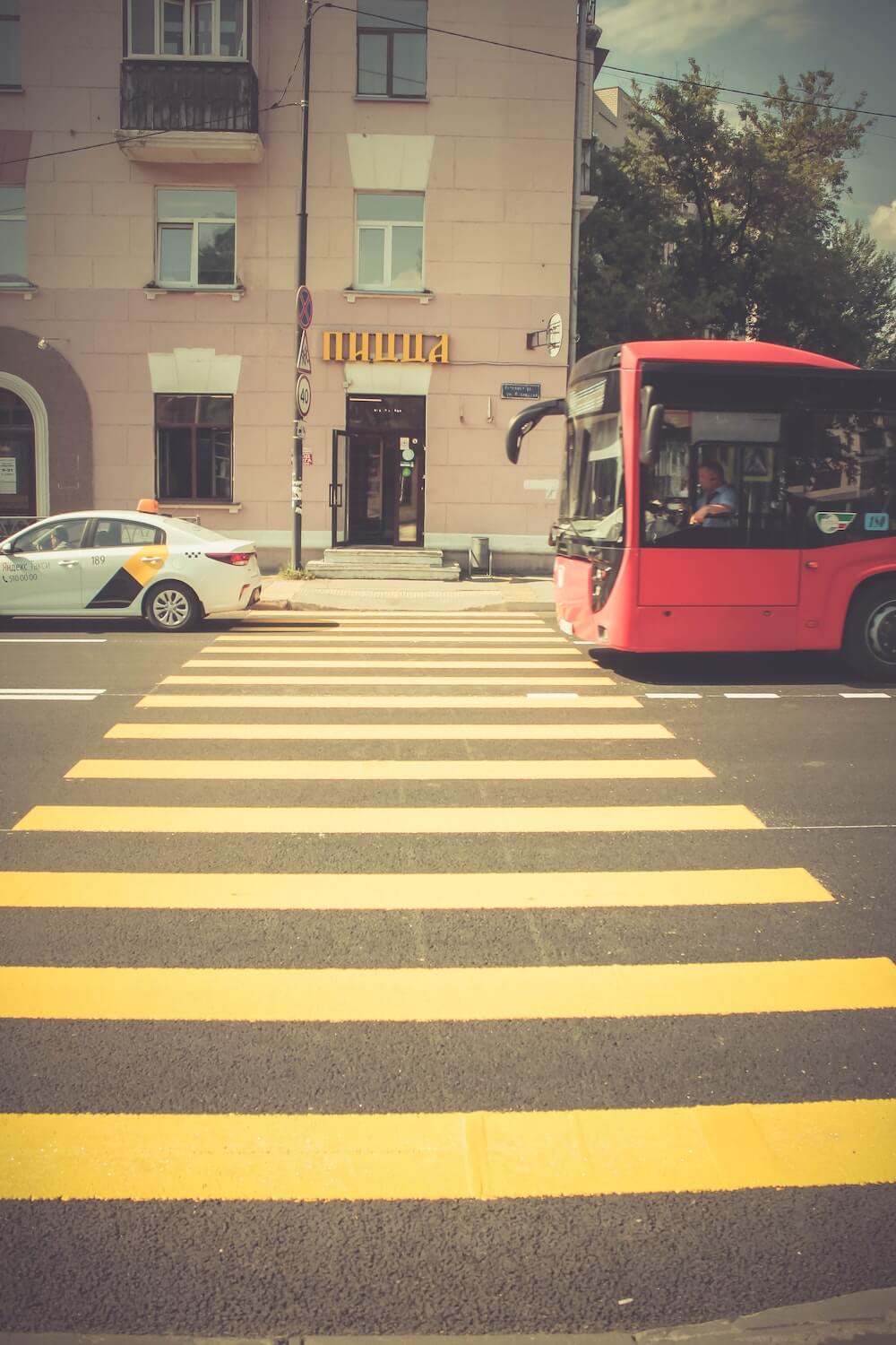 Przewozy osób do Niemiec - o czym pamiętać przy wyborze busa?